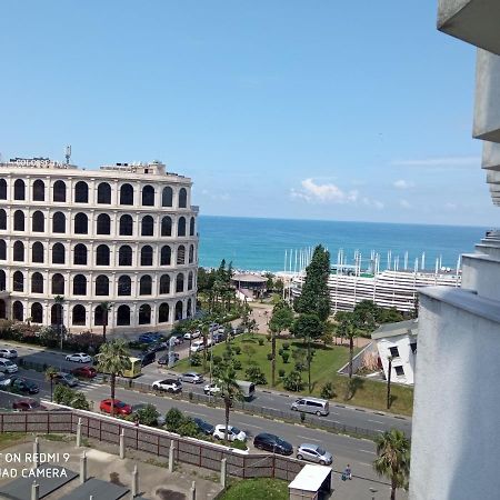 Apartments Batumi Батуми Екстериор снимка