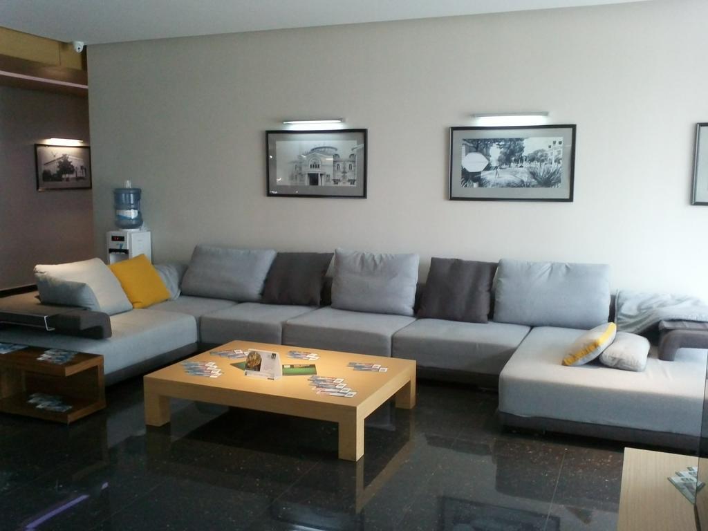 Apartments Batumi Батуми Екстериор снимка